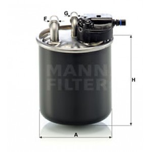 MANN-FILTER WK 820/21 - Kraftstofffilter
